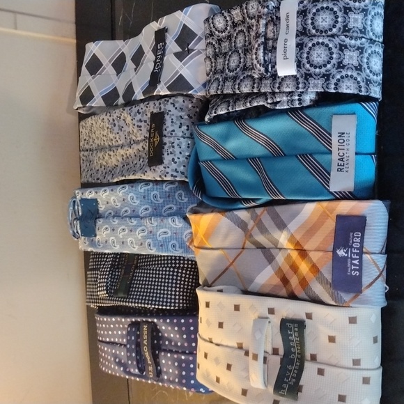 Bundle of Silk Neckties SOLD!!!!!! SOLD - Picture 6 of 9